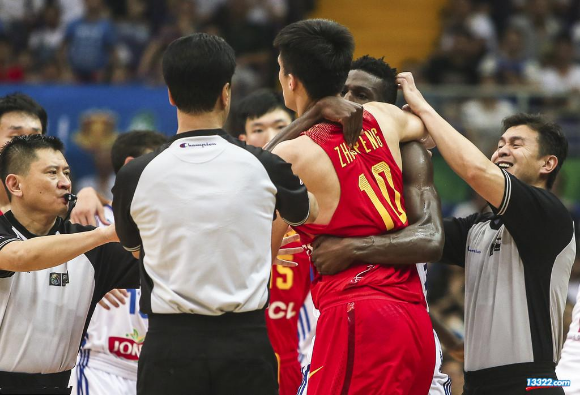  谢菲联主场告负，降级区球队生存之战愈发激烈  